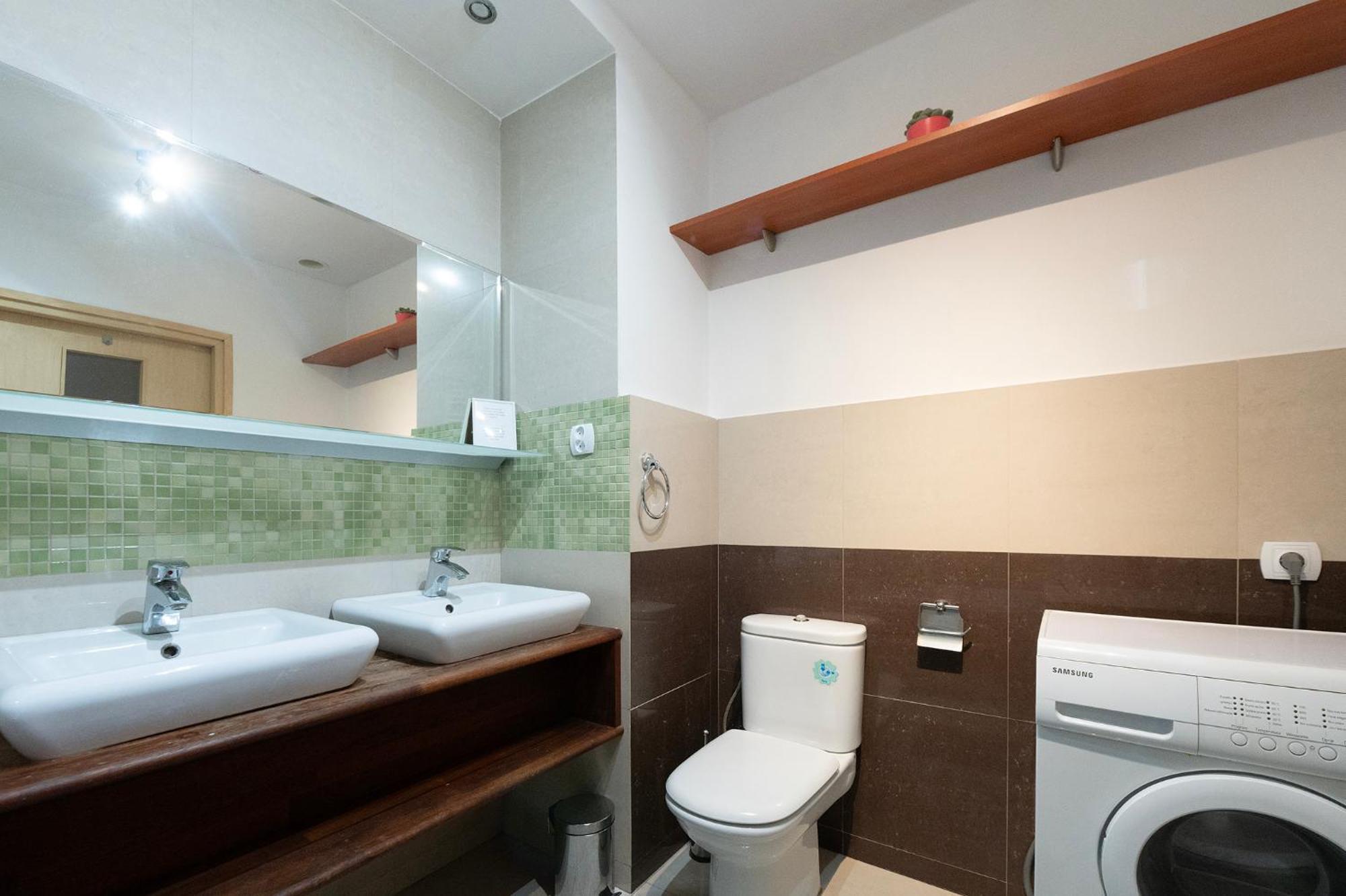 Essence Of Lodz-145M!Central-Secured-Comfy18Ppl!&Freeparking エクステリア 写真